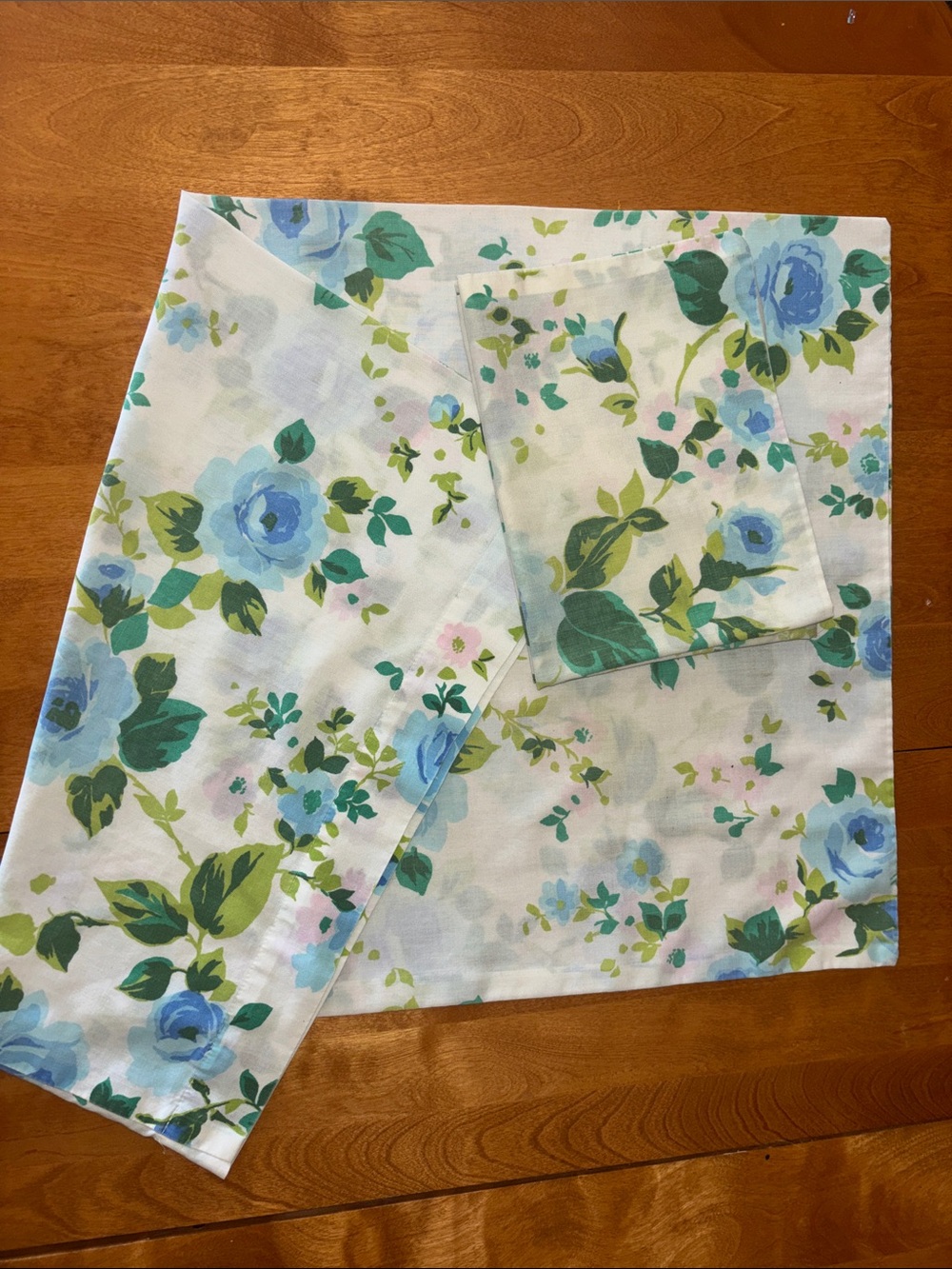 Floral Blue & Green Pillowcase - Soft Cotton Bedding - Picture 4 of 5